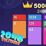 カラフルな数字ブロックと「2048ソリティア」のロゴが表示されている画面。