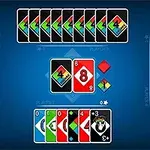 青い背景上に多数のカードが並べられているテーブルゲームの画面。