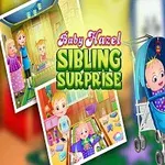 赤ちゃんがベビーカーに乗っており、隣に女の子が立っているカラフルなイラスト。
