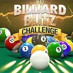 ビリヤード台の上で多くの色とりどりのビリヤードボールが集まっている。