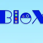 青い背景に「Blox」という文字がデザインされ、中央に顔のイラストがある。