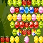 カラフルな果物が横一列に並んでいるパズルゲームの画面。