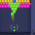 カラフルなボールが並ぶパズルゲーム画面。