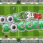 サッカー場の上に「POOL CHILLIN SOCCER」と書かれたデザインが中央に描かれている画像。