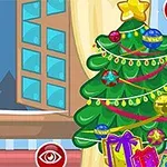 女性がクリスマスの服を着て立っており、右側に飾られたクリスマスツリーとプレゼントがある。