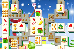 背景は雪景色で、クリスマスの模様が描かれたブロックが積み重ねられている。