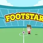 サッカー場の中央に立つキャラクターとボールの上に大きな「FOOTSTAR」のロゴがあるイラスト。
