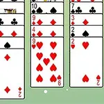 トランプのスートと数字が配置されているカードゲームの画面。