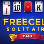 青い背景にトランプの絵柄と「FREECELL SOLITAIRE BLUE」の文字が表示され、下に金色のトロフィーがある。