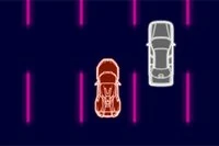 ネオンライトが輝くハイウェイで車を最高速で走らせる