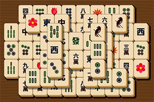 麻雀牌が縦横に積み重ねられて配置されている。