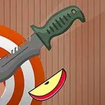 ナイフが的を通り抜け、リンゴのスライスが両側に表示されている。