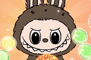 笑顔のキャラクターが、周囲にカラフルなフルーツの輪切りを浮かべているイラスト。