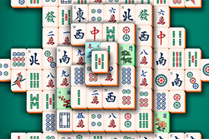 緑色の背景に、白地に数字や漢字、模様が描かれた多数の麻雀牌が積み重なって配置されています。
