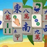 ビーチを背景に麻雀牌が並んでいる画像。