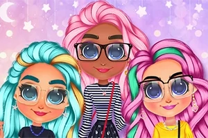 ピンクや青の髪をした3人のキャラクターが、大きな眼鏡をかけて微笑んでいる。