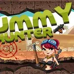 古代の遺跡を背景に、武器を持ったキャラクターと「MUMMY HUNTER」という文字。