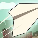 紙飛行機が都市の背景を飛んでいるイラスト。