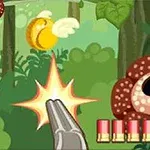 森の中で鹿とピンクの豚の帽子、飛んでいる羽根付きのコイン、銃の発射シーン、横には弾薬が描かれているイラスト。