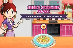 女性キャラクターがキッチンでチキンフェットチーネアルフレードの料理を示しているイラスト。
