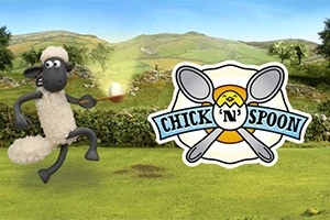 羊が卵を運んでいるシーンと「CHICK N SPOON」のロゴが草原の背景の前に描かれている。