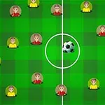 緑色のサッカー場に赤と黄色のユニフォームを着た選手たちが配置され、中央にサッカーボールがある。