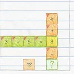 ノートに描かれた手書きの数字と色分けされたブロックで構成された数式のパズル。