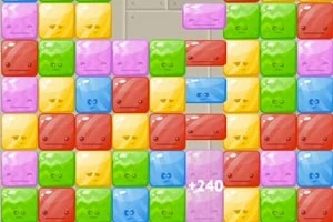 カラフルな顔のついたブロックが積み重なっているシーン。