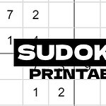 数独パズルの一部が「SUDOKU PRINTABLE」という文字の上に表示されています。