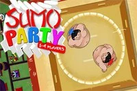 相撲の激しい戦いがセンターアリーナで始まります