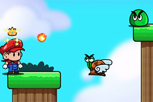 赤い帽子をかぶったキャラクターが、空を飛ぶカタツムリと緑色のスライムのような敵に向かって火の玉を投げている場面。