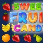 色とりどりのフルーツとキャンディのイラストで、「SWEET FRUIT CANDY」の文字が中央に配置されている。