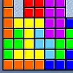 カラフルなブロックが階段状に積み重なっているパズルの画像。