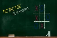 三目並べブラックボードはクラシックな戦略パズルゲーム