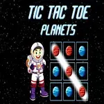 宇宙飛行士が背景に星空の前で、青と赤の惑星が配置された格子状の図形を指している。