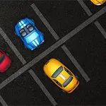 駐車場に停まっている青、赤、黄色の車と救急車。
